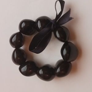 Hawaiian Kukui natural black nut bracelet